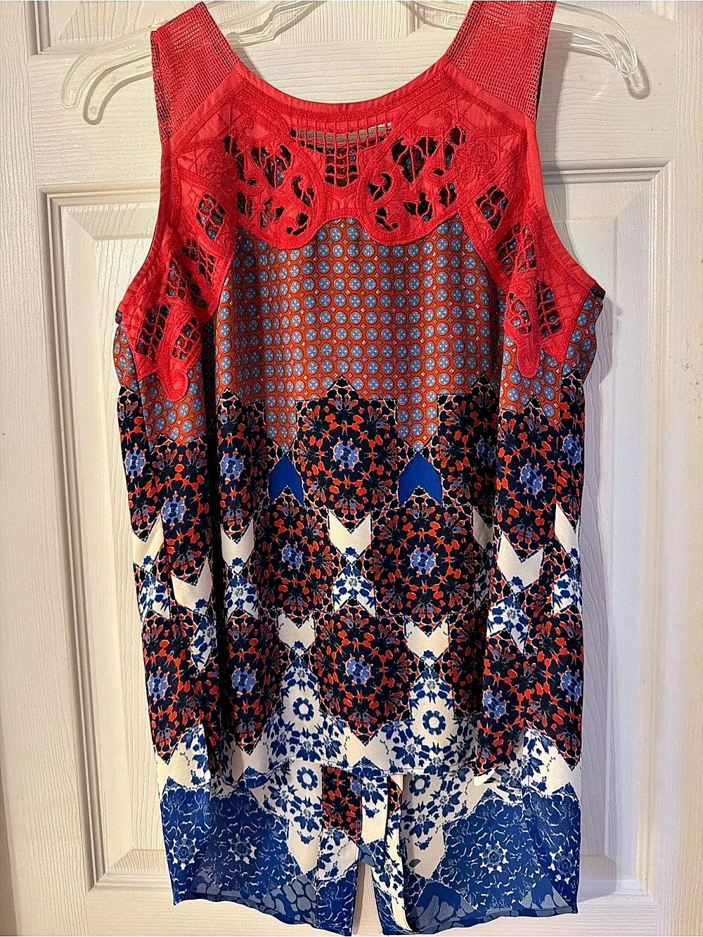 daniel rainn Geometric Sleeveless Top in Red & Blue Size Small